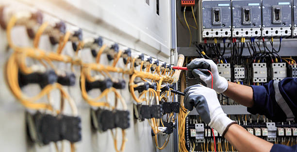 Professional Electrician technician working in Bloomington, CA